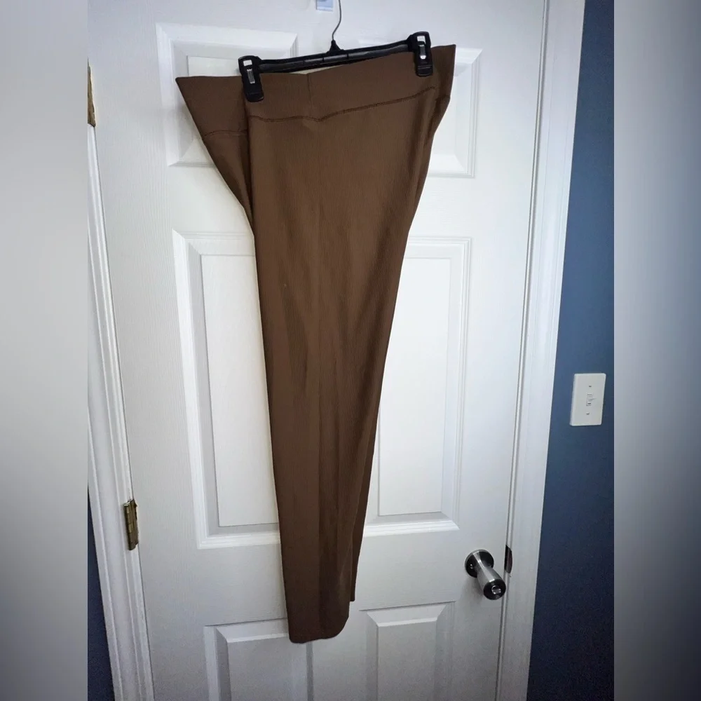 Old Navy Petites X Large Extra High Waist PowerSoft Rib Knit Flare Legging XLP - Picture 7 of 13